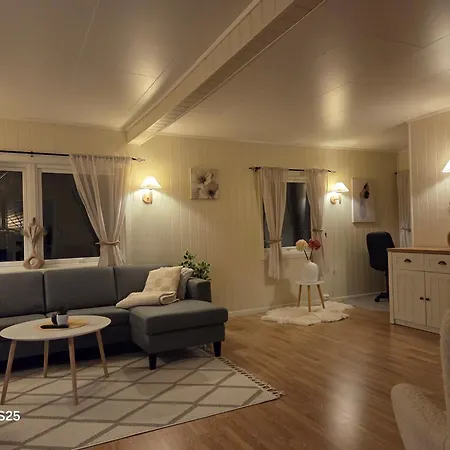 Auroraheim Gryllefjord