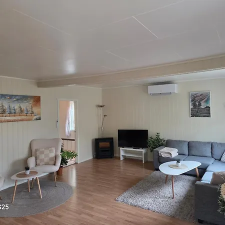 Auroraheim Gryllefjord