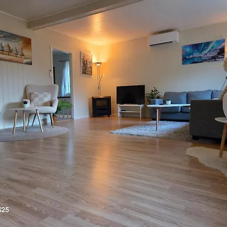 Auroraheim Gryllefjord